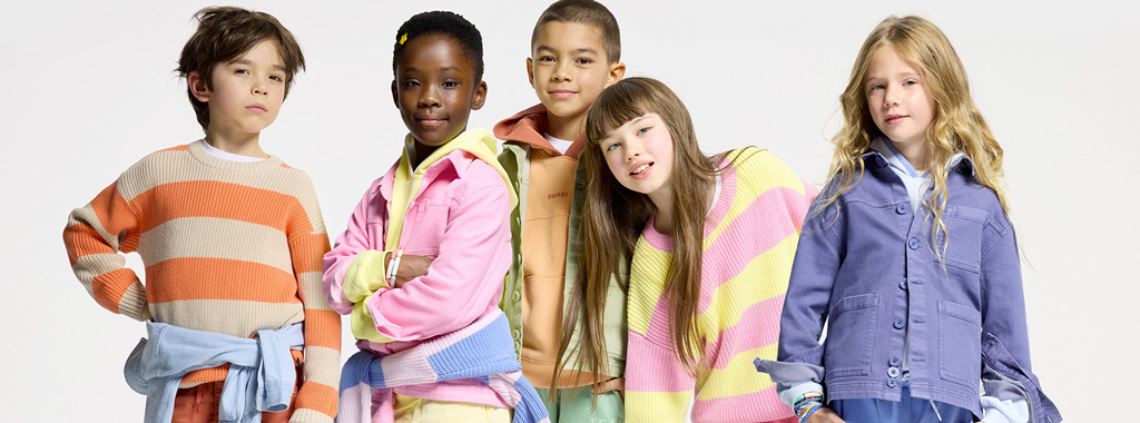 Okaïdi est une enseigne française spécialisée dans la mode enfantine, proposant des vêtements pour les enfants de 0 à 14 ans.